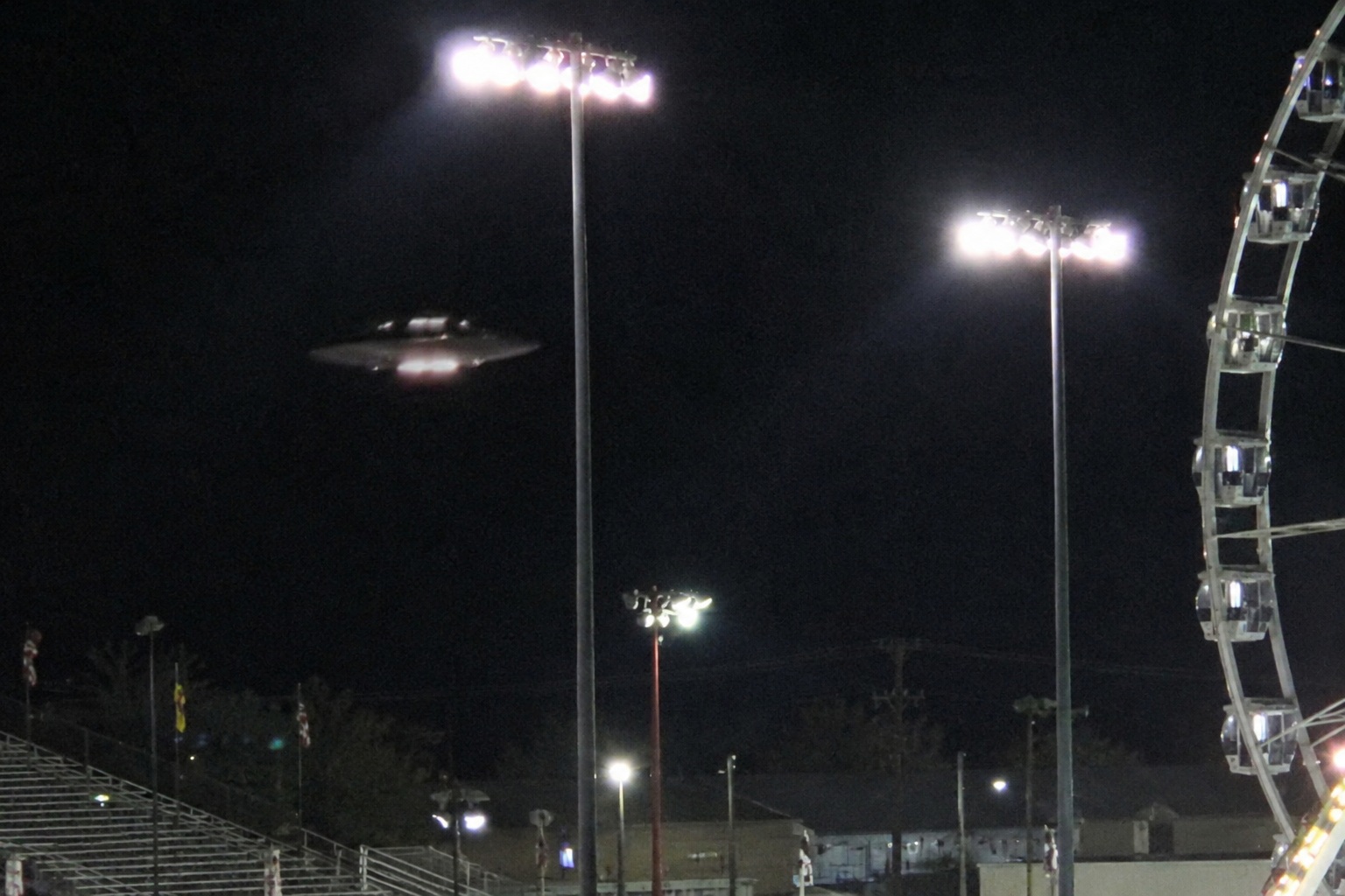 Story-style recreation for I Saw A Silver Disk Hovering Behind The Empty Fairground Lights, image 3.
