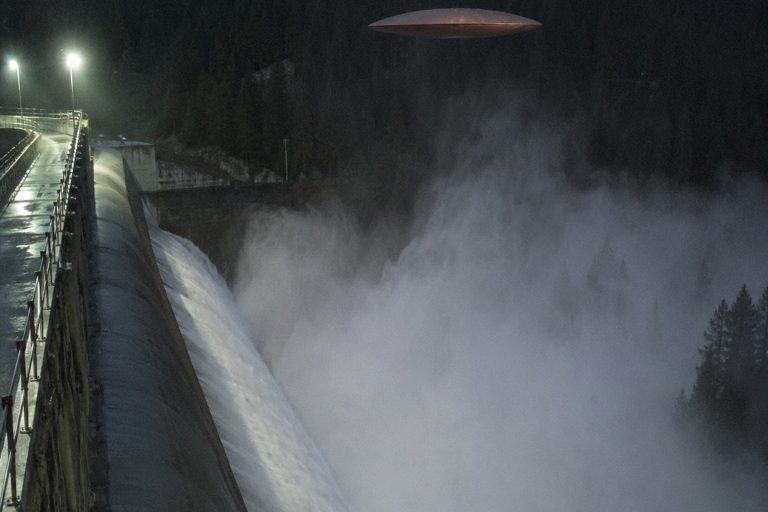 Editorial recreation of the County Reservoir Security Camera Caught A Silent Copper Saucer Above The Spillway Mist story, image 1.