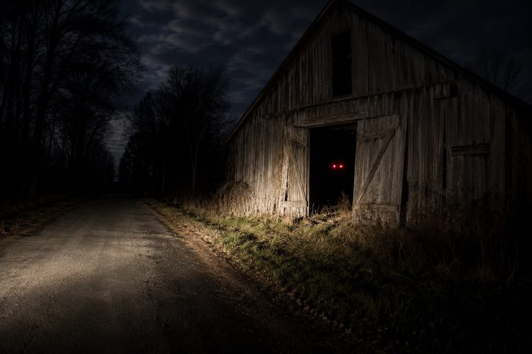 Editorial recreation of the Why Do People Report Red Eyes Near Abandoned Barns? story, image 1.